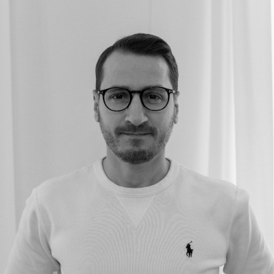 Porträtt av Jonas Touqan